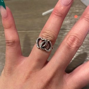 JAMES AVERY LINKED HEART RING SIZE 6